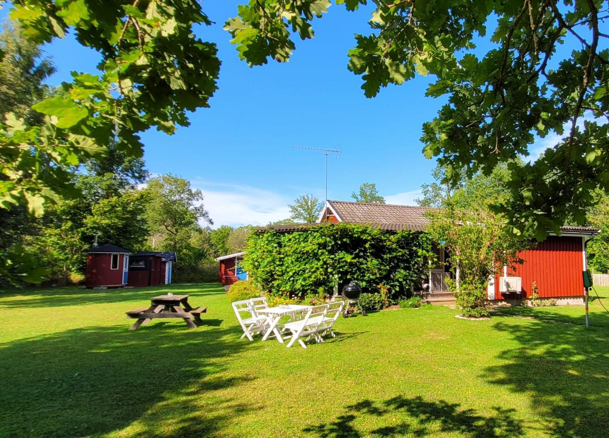 Fridfullt Laege Mitt Pa Oeland Villa Färjestaden Exterior photo